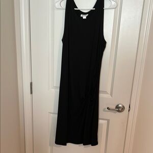 Elegant Black Sleeveless Dress